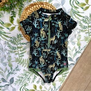 New Ruffle Butts Toddler Girl’s Zip Rash Guard Safari Swimsuit Jungle Print 4T